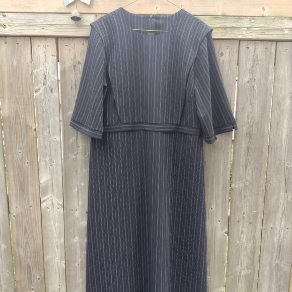 Amish Mennonite Cape Dress 43.75"B 38"W Black Red Pinstripe - Picture 1 of 10